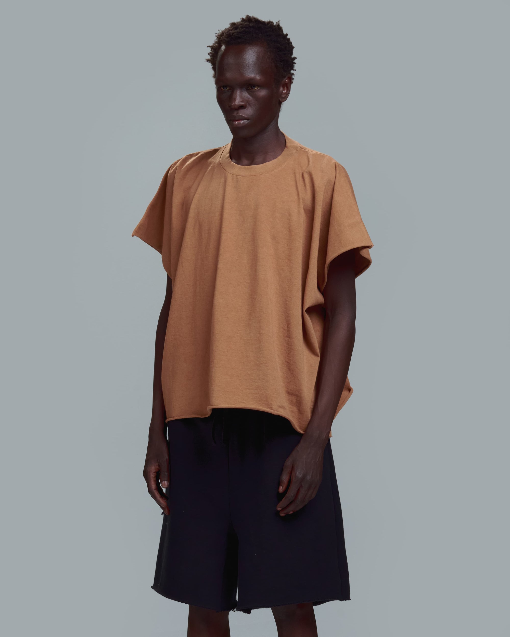 HIGH RISK TEE - CAMEL