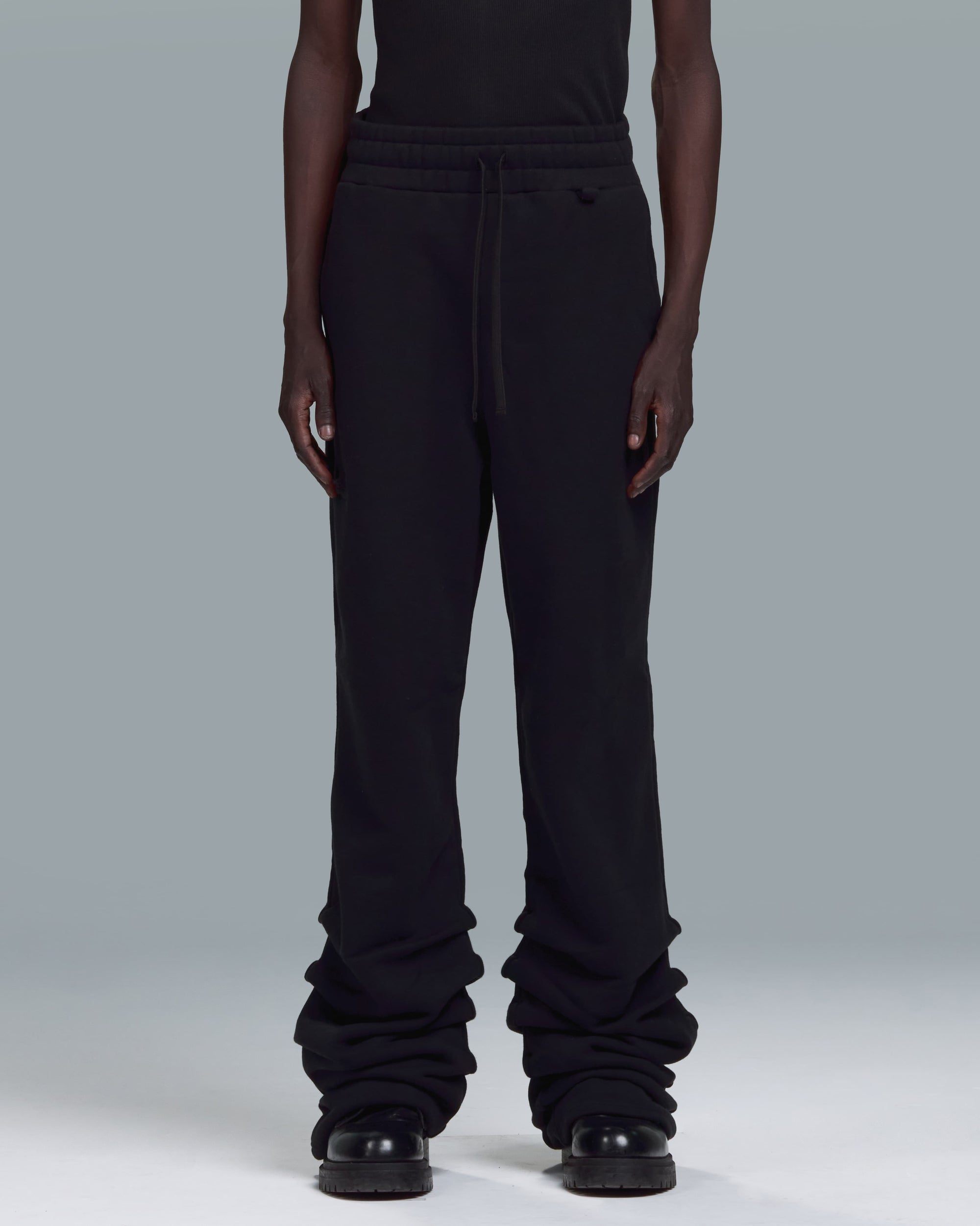 HIGH RISK STACKED SWEATPANTS - BLACK