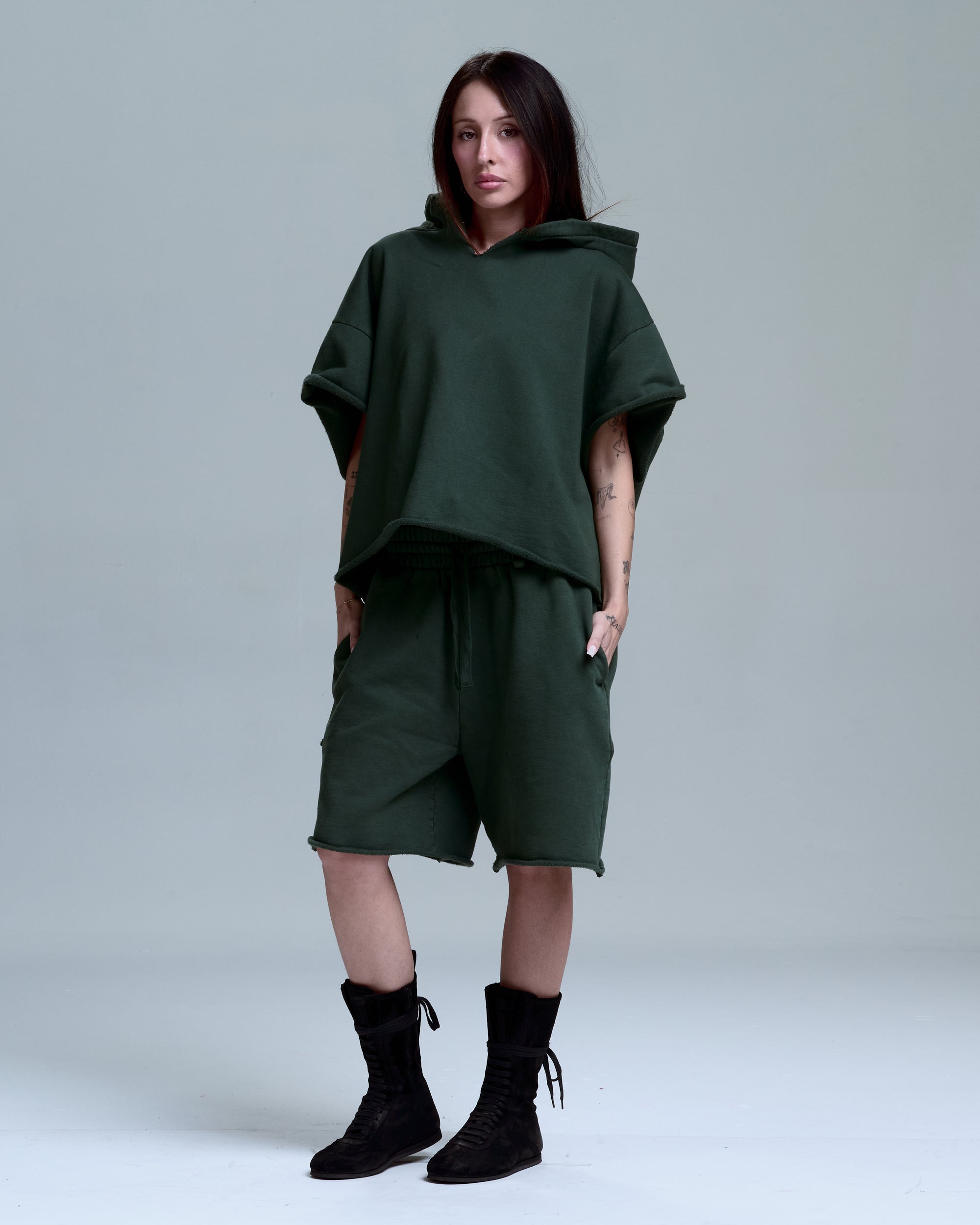 SWEAT SHORT - GREEN