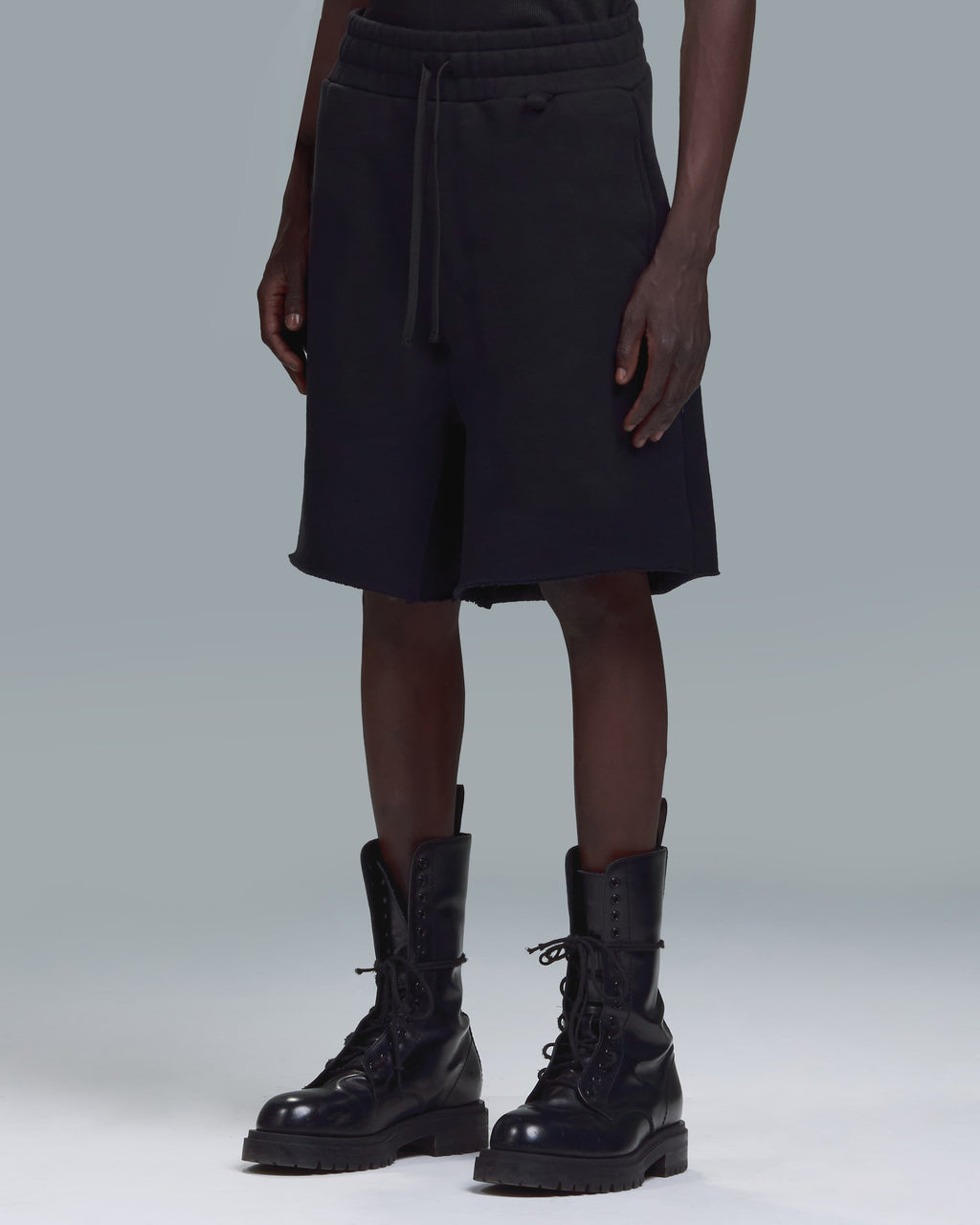 HIGH RISK SWEAT SHORT - BLACK